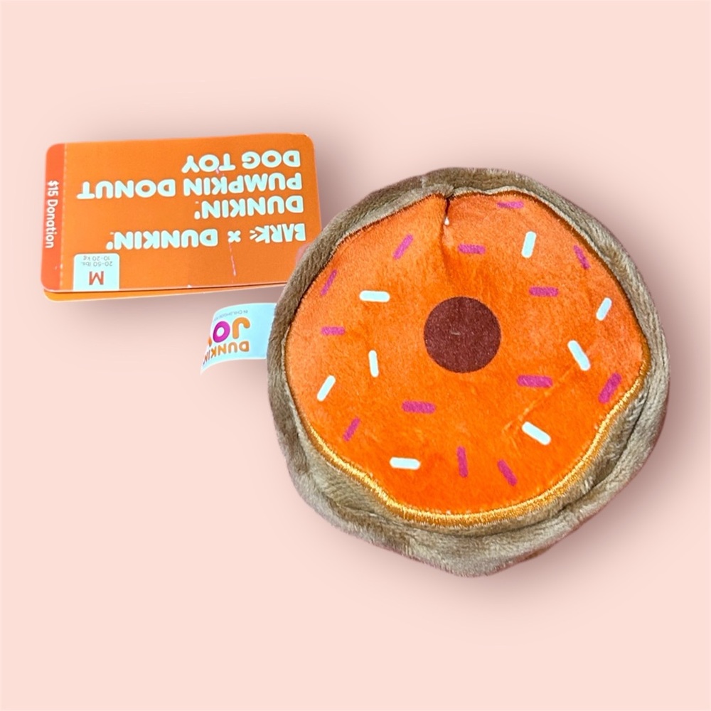 DUNKIN DONUTS BARK TOY PUMPKIN DONUT (BRAND NEW)